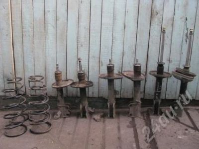 Лот: 4212. Фото: 1. Toyota corolla 4 задних стойки... Красноярск