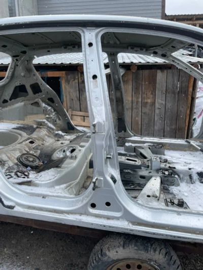 Лот: 22459505. Фото: 1. стойка кузова Opel Astra L48. Кузов