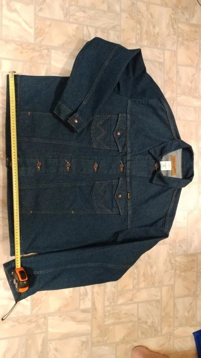 Лот: 12777092. Фото: 1. Куртка джинсовая Wrangler XXL. Верхняя одежда