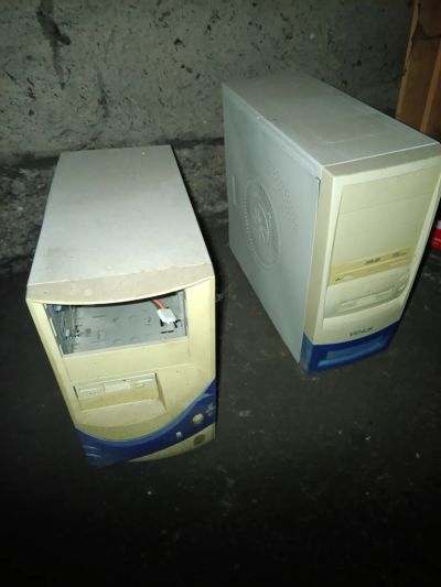 Лот: 25805049. Фото: 1. Системные блоки 2 шт. Корпуса, блоки питания