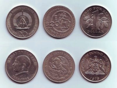 Лот: 11701228. Фото: 1. Монеты - разные совсем (3 шт.). Наборы монет