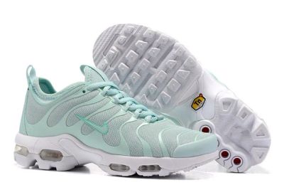 Лот: 10023171. Фото: 1. Кроссовки Nike Air Max TN +. Кеды, кроссовки, слипоны