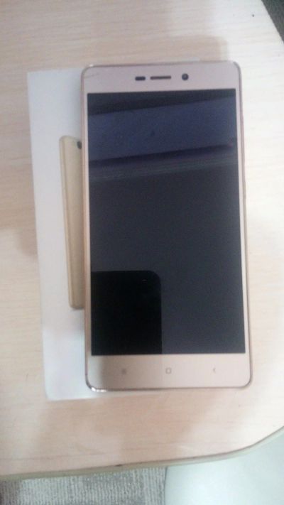 Лот: 15261706. Фото: 1. Redmi 3. Смартфоны