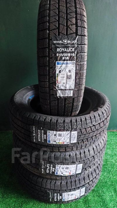 Лот: 23530103. Фото: 1. Зимняя резина 215/60 R-16 "Royal... Шины