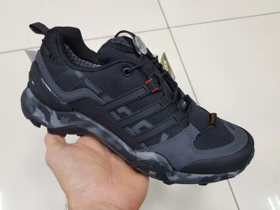 Лот: 18766136. Фото: 1. Кроссовки Adidas Terrex. Кеды, кроссовки, слипоны