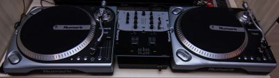 Лот: 6308385. Фото: 1. DJ . Виниловые проигрыватели... Виниловые проигрыватели и электрофоны