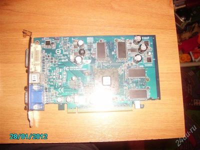 Лот: 1516373. Фото: 1. Видеокарта GIGABYTE GV-RX60P128DE. Видеокарты