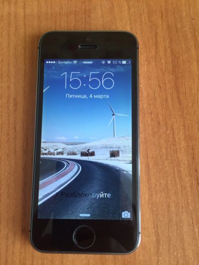 Лот: 7039071. Фото: 1. iPhone 5s 16 Гб серый. Смартфоны
