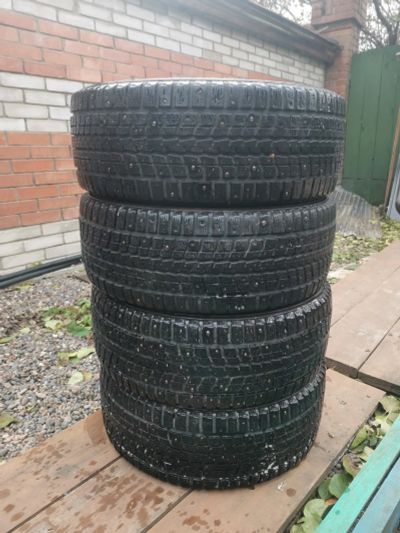 Лот: 18179559. Фото: 1. Зимняя резина dunlop 16r. Шины