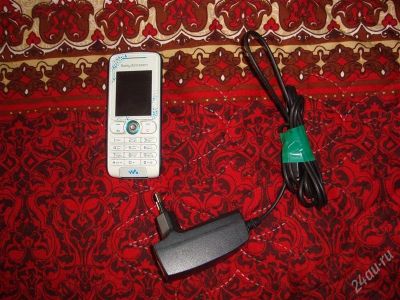 Лот: 1965641. Фото: 1. Продам Sony Ericsson W200i цена... Кнопочные мобильные телефоны