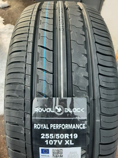 Лот: 24688289. Фото: 1. 255/50 R19 107V Royal Black Performance. Шины