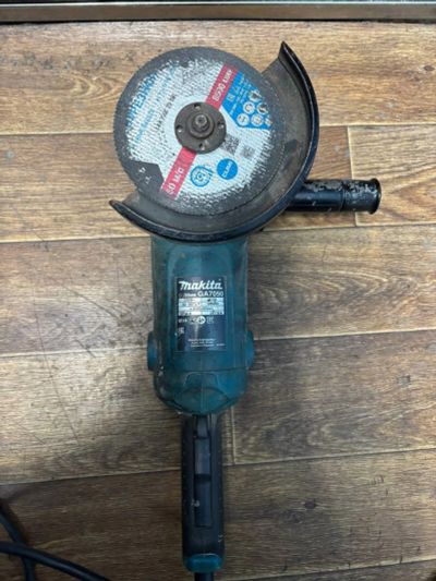 Лот: 24997670. Фото: 1. makita ga 7050 болгарка. Электроинструмент