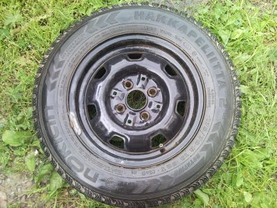 Лот: 1199823. Фото: 1. 4 зимних колеса: nokian hakkapeliitta-2... Шины на дисках