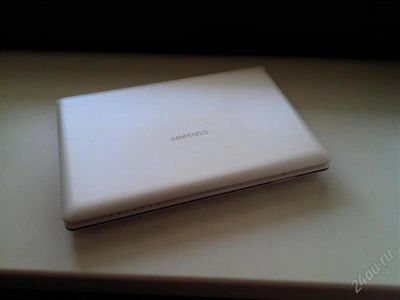 Лот: 2755867. Фото: 1. Ноутбук SAMSUNG N110 Белый. Ноутбуки
