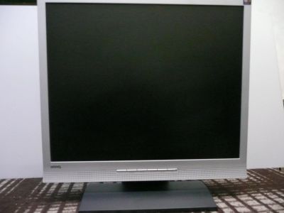 Лот: 18373374. Фото: 1. Benq Q9C5. DVI-D. D-SUB.динамики. ЖК-мониторы