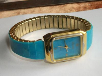 Лот: 6398174. Фото: 1. Часы женские цвета бирюзы кварц... Другие наручные часы