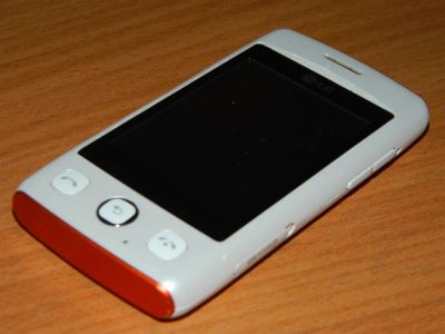 Лот: 3276453. Фото: 1. LG T300. Кнопочные мобильные телефоны