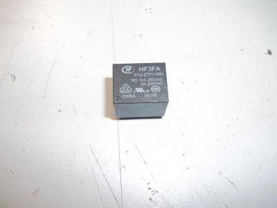 Лот: 19012731. Фото: 1. Реле 12V 10A. Реле, тумблеры, переключатели