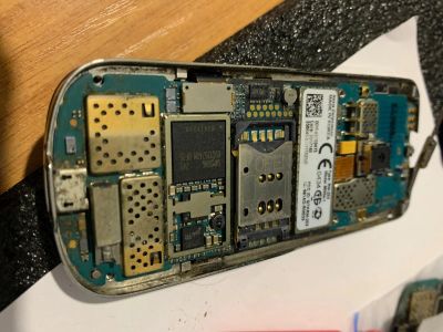 Лот: 15928780. Фото: 1. Материнская плата Nokia 8800 arte. Микросхемы и платы