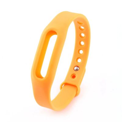 Лот: 7695341. Фото: 1. Ремешок для Xaomi mi band ! Оранжевый... Ремешки, браслеты