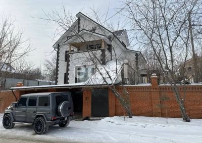 Лот: 25298035. Фото: 1. 5-комн. и более дом , Красноярск... Дома
