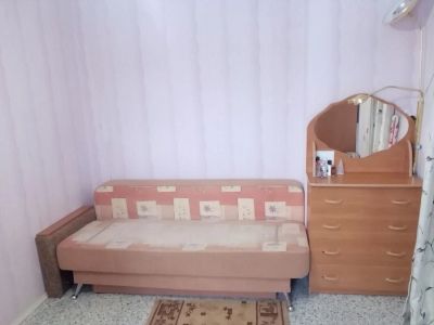 Лот: 6735355. Фото: 1. Сдаётся студия на Тельмана 44. Квартиры, студии