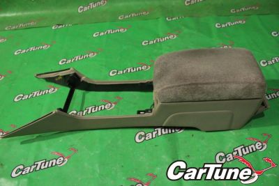 Лот: 10598031. Фото: 1. бардачок подлокотник toyota crown... Салон