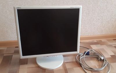 Лот: 15278114. Фото: 1. Монитор NEC MultiSync LCD 1970NXp... ЖК-мониторы