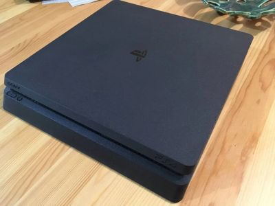 Лот: 17810835. Фото: 1. Sony PlayStation 4 Slim 500 гб. Игровые приставки, консоли