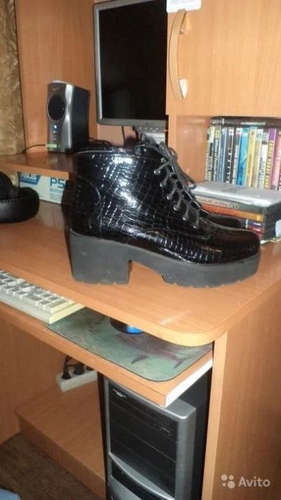 Лот: 11272373. Фото: 1. Продам женские сапожки. Другое (женская одежда)
