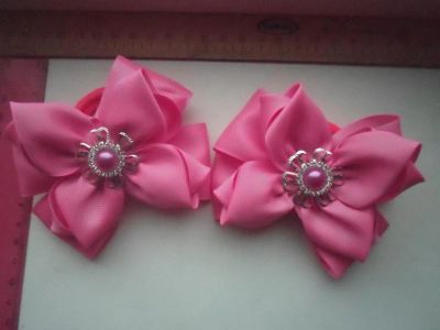Лот: 9436408. Фото: 1. Банты на резиночках розовые. Цветы из ткани