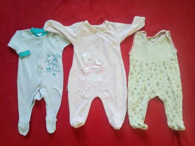 Лот: 6510562. Фото: 1. костюмчики на малыша. Ползунки, распашонки, слипы