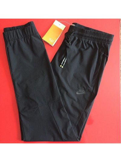 Лот: 16768590. Фото: 1. Спортивные брюки nike. Брюки, джинсы, шорты