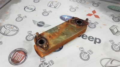 Лот: 23591553. Фото: 1. Радиатор масляный KIA Bongo J3... Двигатель и элементы двигателя