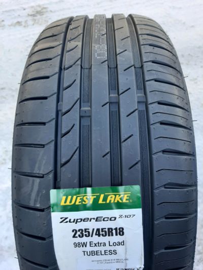 Лот: 25551258. Фото: 1. 235/45 R18 98W Westlake Zuper... Шины