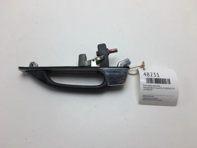 Лот: 20393536. Фото: 1. Ручка двери Mercedes-Benz E-Class... Кузов