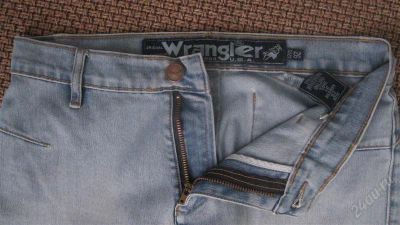 Лот: 2564276. Фото: 1. Джинсы легкие Wrangler р.44-46... Джинсы