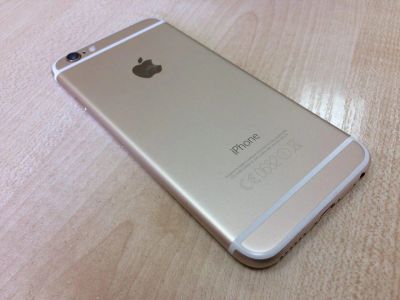 Лот: 9956458. Фото: 1. iphone 6 16 gb gold. Смартфоны