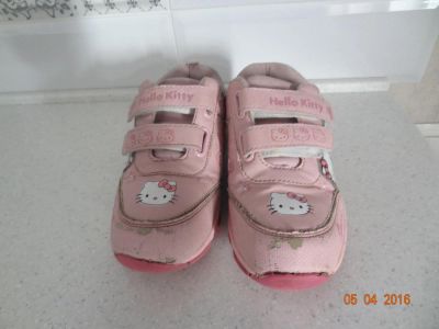 Лот: 7263723. Фото: 1. Кроссовки для девочки "HELLO KITTY... Кеды, кроссовки