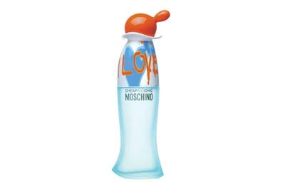 Лот: 9160400. Фото: 1. Moschino Cheap and Chic I Love... Женская парфюмерия