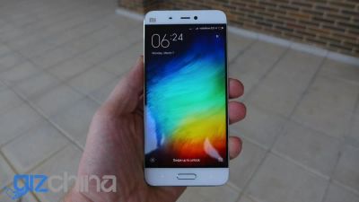 Лот: 8809626. Фото: 1. Xiaomi mi5 32Gb Белый. Корпус... Смартфоны