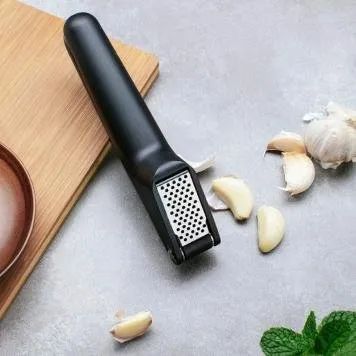 Лот: 19564086. Фото: 1. Пресс для чеснока HuoHou Garlic... Кухонные аксессуары