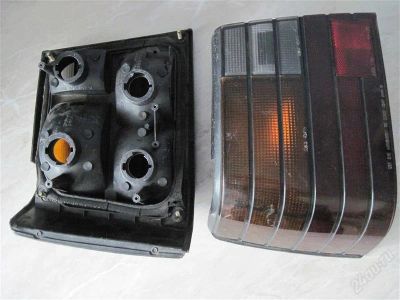 Лот: 2439615. Фото: 1. Задние фонари для Isuzu GeminiI... Оптика и освещение