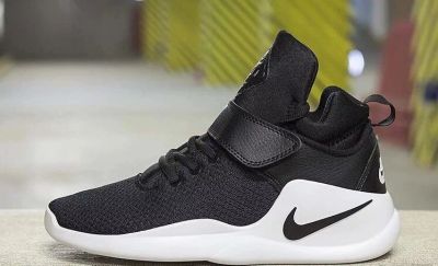 Лот: 11272511. Фото: 1. Кроссовки Nike 3. Кеды, кроссовки, слипоны