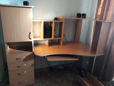 Лот: 9708469. Фото: 1. Компьютерный стол. Компьютерные и письменные столы