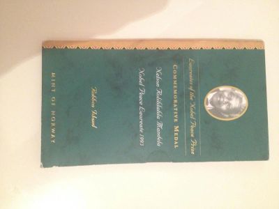 Лот: 6514540. Фото: 1. Инвестиционная серебрянная монета... Наборы монет