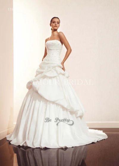 Лот: 4321179. Фото: 1. Свадебное платье Amour Bridal... Свадебные платья