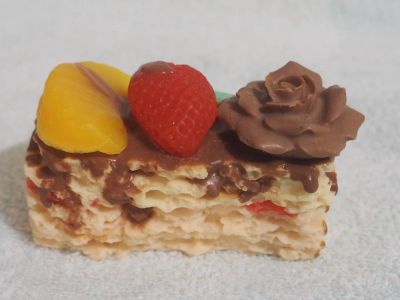Лот: 7021521. Фото: 1. Пироженка с лесными ягодами, шоколадной... Мыло ручной работы