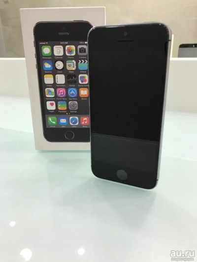 Лот: 8791599. Фото: 1. iPhone 5S 16gb space gray. Чехол... Смартфоны