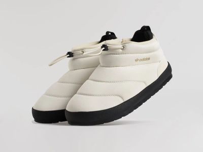 Лот: 25877776. Фото: 1. Зимние Кроссовки Adidas. Кеды, кроссовки, слипоны